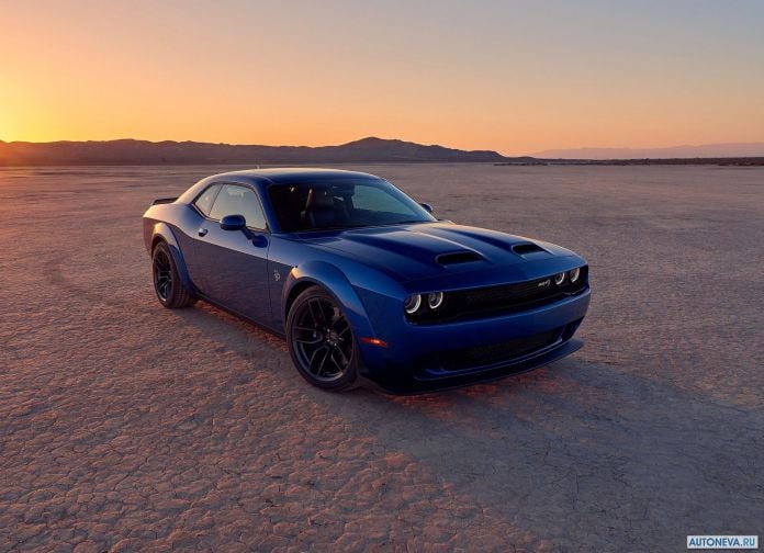 2019 Dodge Challenger SRT Hellcat - фотография 4 из 62