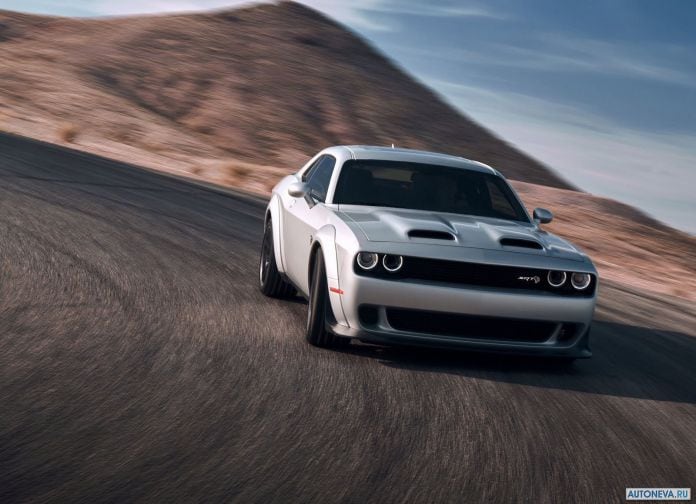 2019 Dodge Challenger SRT Hellcat - фотография 12 из 62