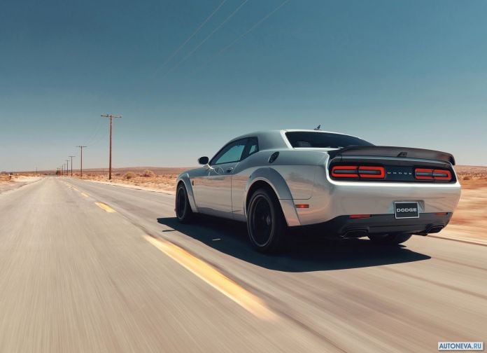 2019 Dodge Challenger SRT Hellcat - фотография 16 из 62