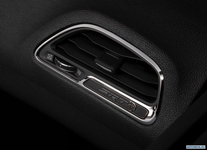 2019 Dodge Challenger SRT Hellcat - фотография 36 из 62