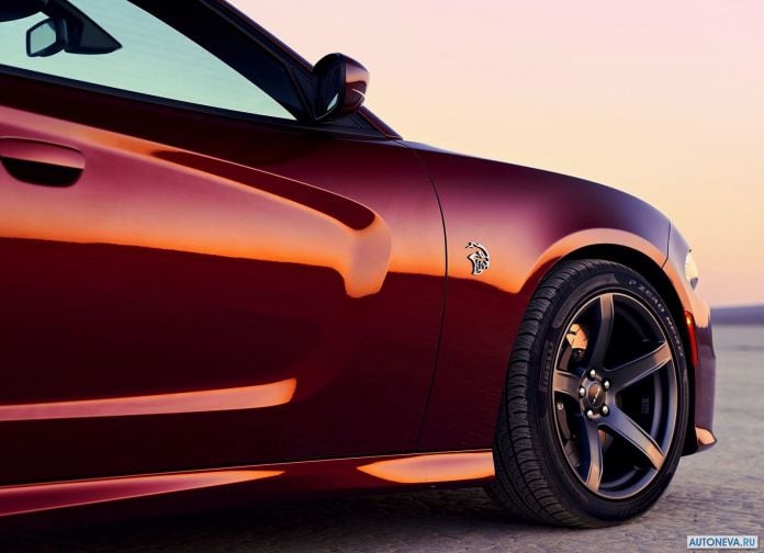 2019 Dodge Charger SRT Hellcat - фотография 10 из 11