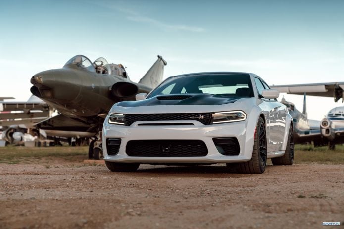 2020 Dodge Charger Scat Pack Widebody - фотография 9 из 40