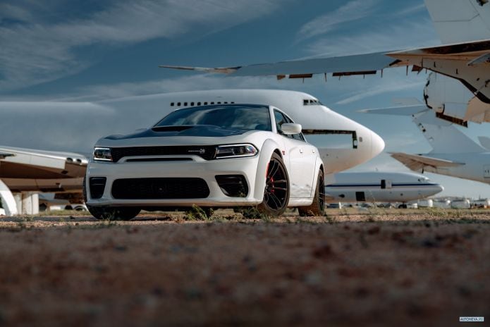 2020 Dodge Charger Scat Pack Widebody - фотография 10 из 40