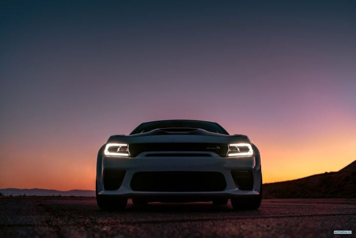 2020 Dodge Charger Scat Pack Widebody - фотография 13 из 40