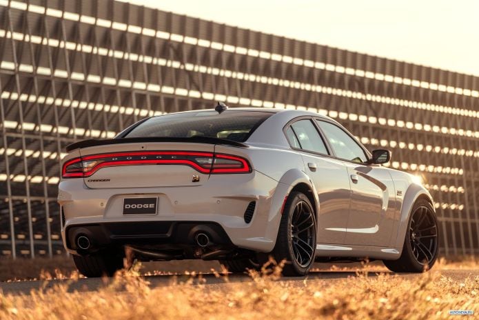 2020 Dodge Charger Scat Pack Widebody - фотография 27 из 40