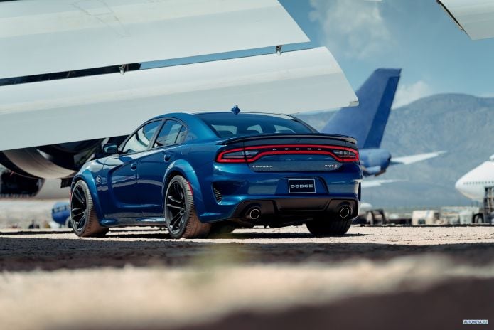 2020 Dodge Charger SRT Hellcat Widebody - фотография 22 из 40