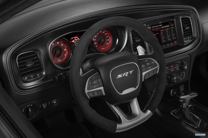 2020 Dodge Charger SRT Hellcat Widebody - фотография 29 из 40