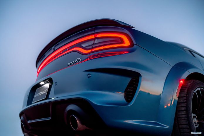 2020 Dodge Charger SRT Hellcat Widebody - фотография 38 из 40