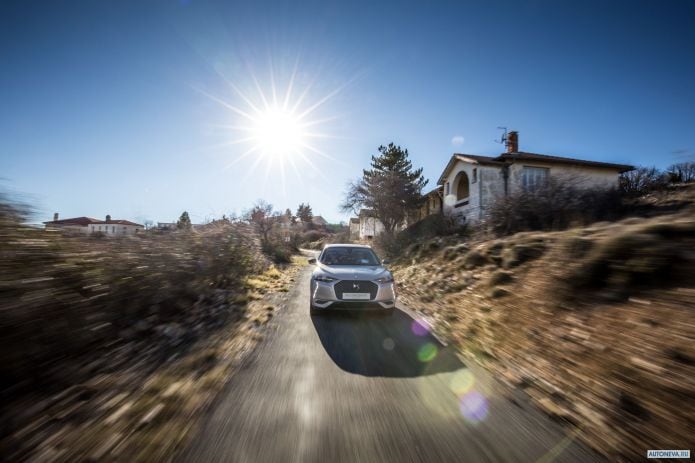 2019 DS 7 Crossback E-Tense 4x4 - фотография 1 из 40