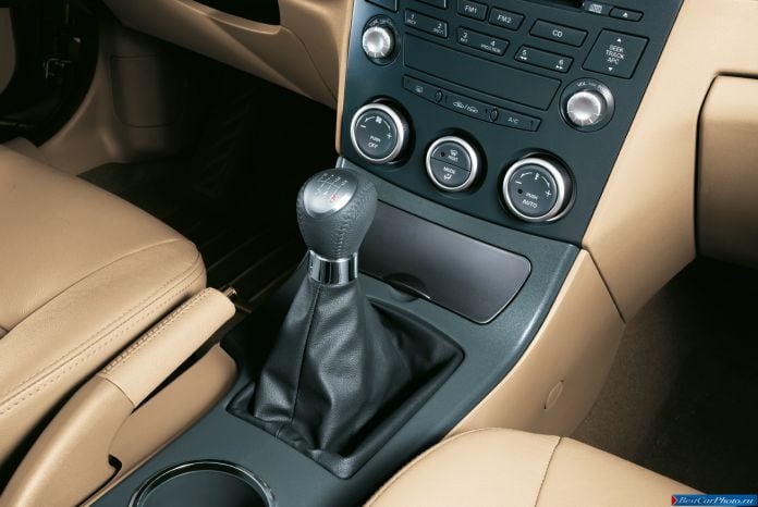 2014 FAW Besturn B70 - фотография 10 из 13 2014 FAW Besturn B70 - фотография 10 из 13