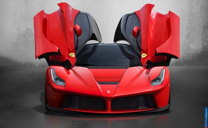 2013 Ferrari laferrari - фотография 4 из 9