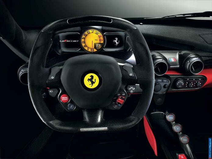 2013 Ferrari laferrari - фотография 8 из 9