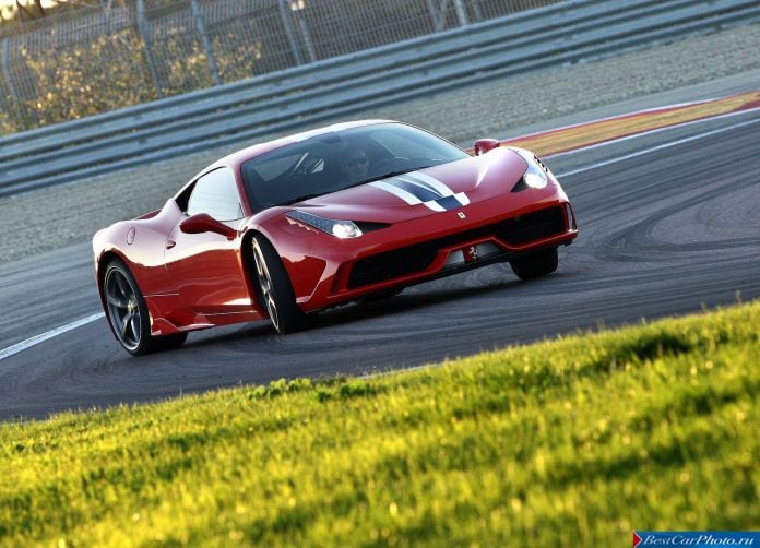 2014 Ferrari 458 Speciale - фотография 12 из 46