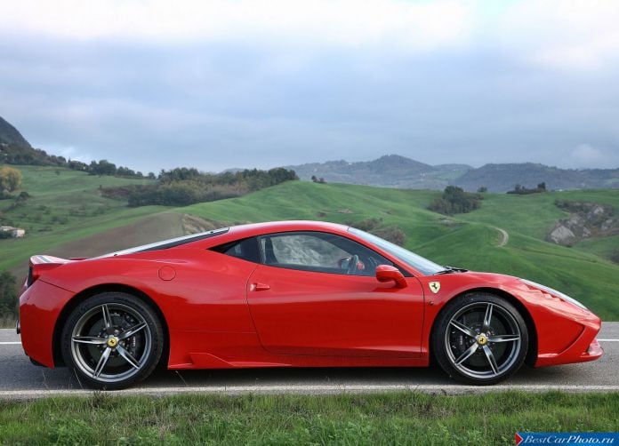 2014 Ferrari 458 Speciale - фотография 16 из 46