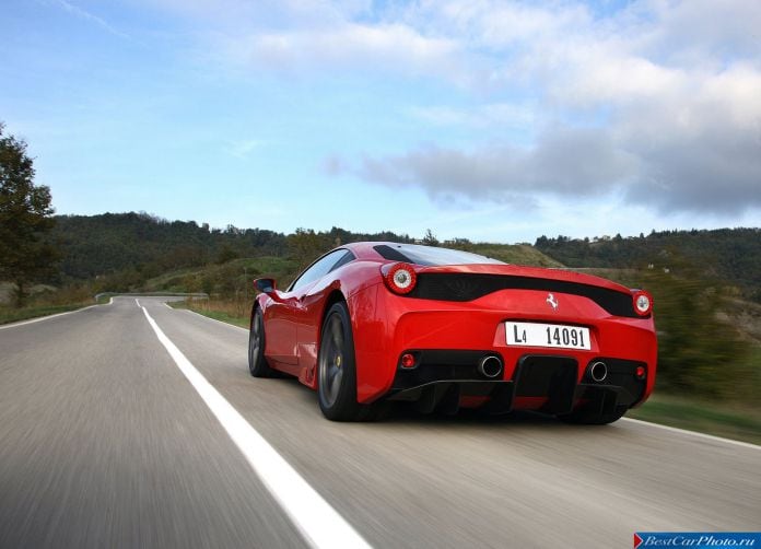 2014 Ferrari 458 Speciale - фотография 23 из 46