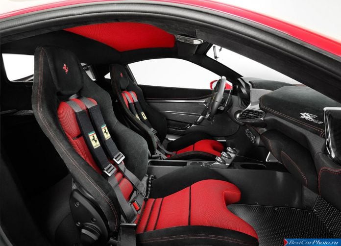 2014 Ferrari 458 Speciale - фотография 38 из 46