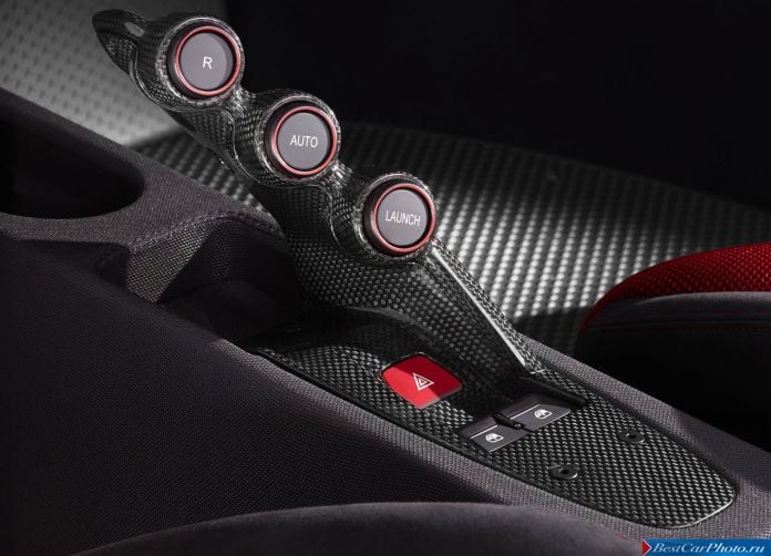 2014 Ferrari 458 Speciale - фотография 40 из 46