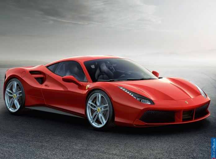 2015 Ferrari 488 GTB - фотография 1 из 9