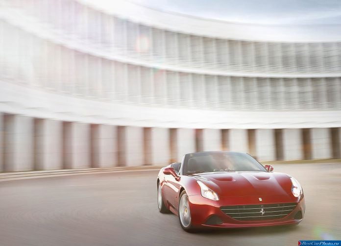 2015 Ferrari California T - фотография 6 из 62