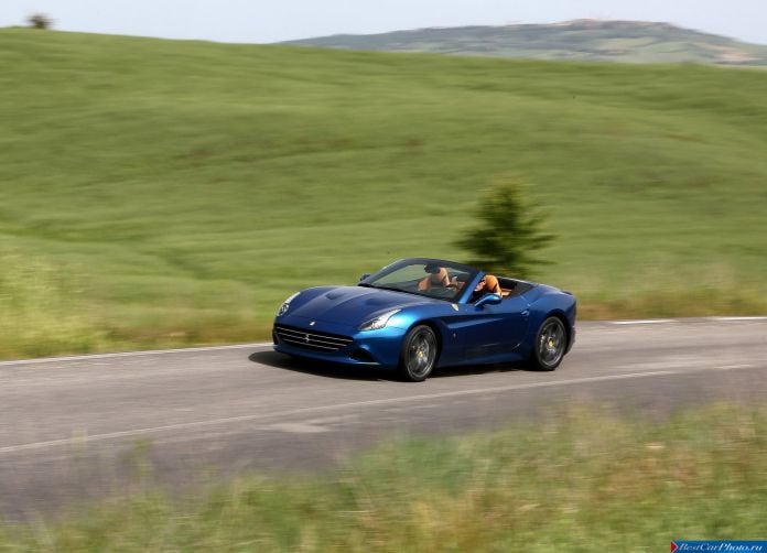 2015 Ferrari California T - фотография 8 из 62