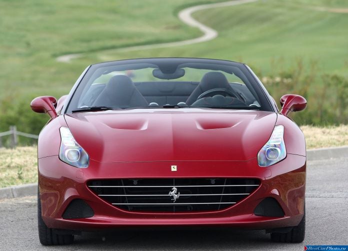 2015 Ferrari California T - фотография 26 из 62