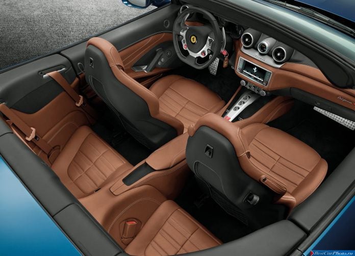 2015 Ferrari California T - фотография 49 из 62