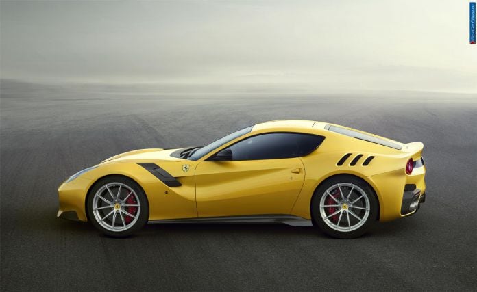 2015 Ferrari F12 TDF - фотография 4 из 7