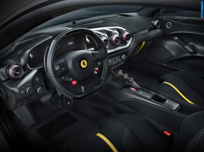 2015 Ferrari F12 TDF - фотография 7 из 7