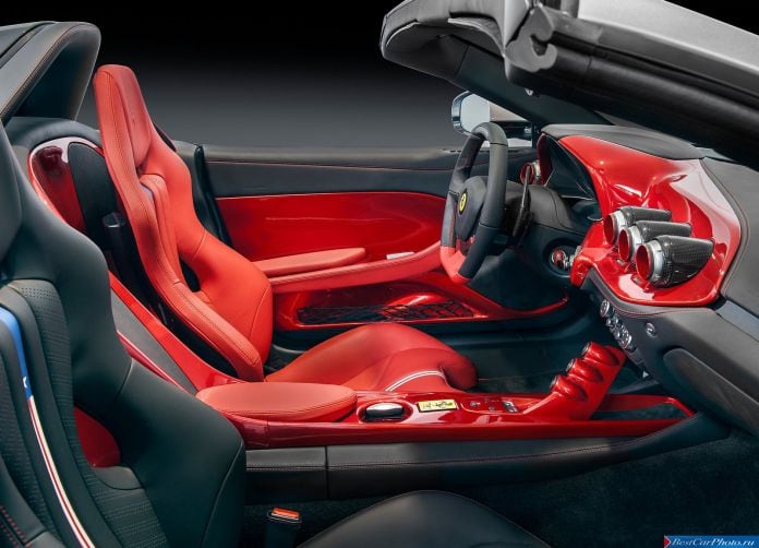 2015 Ferrari F60America - фотография 3 из 3