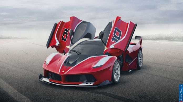 2015 Ferrari FXX K - фотография 1 из 6