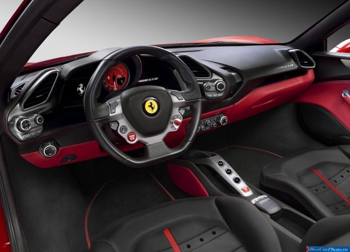 2016 Ferrari 488 GTB - фотография 14 из 43