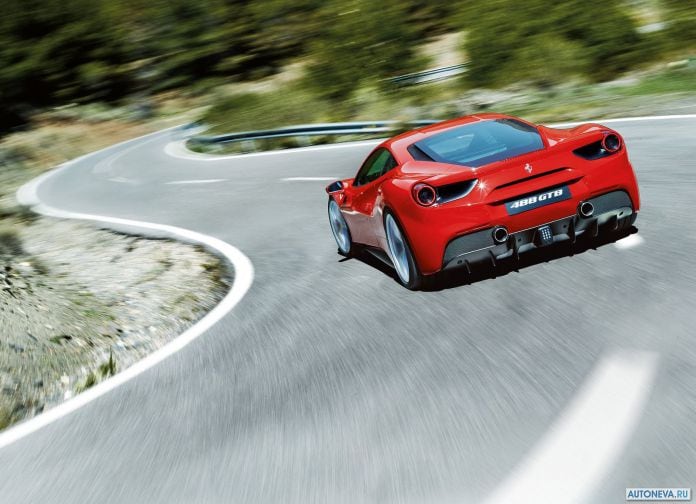 2016 Ferrari 488 GTB - фотография 24 из 43