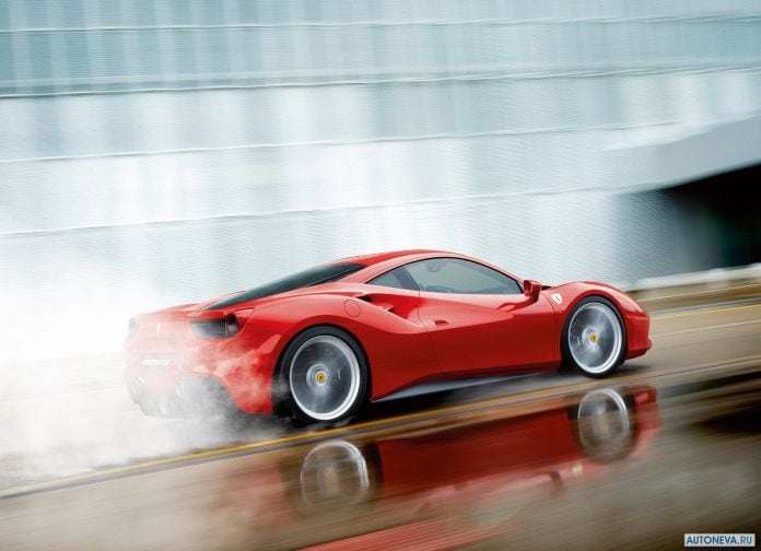 2016 Ferrari 488 GTB - фотография 25 из 43