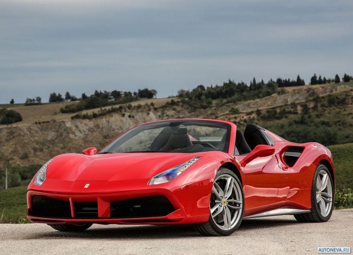 2016 Ferrari 488 Spider - фотография 3 из 39