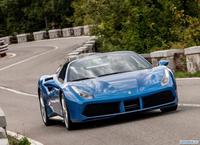 2016 Ferrari 488 Spider - фотография 14 из 39 2016 Ferrari 488 Spider - фотография 14 из 39