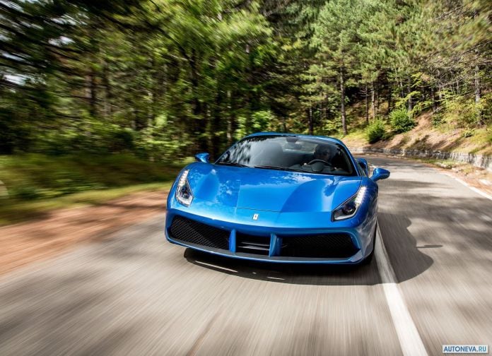 2016 Ferrari 488 Spider - фотография 31 из 39