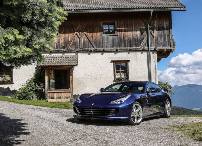 2016 Ferrari GTC4lusso - фотография 13 из 53