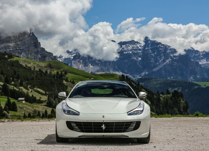 2016 Ferrari GTC4lusso - фотография 31 из 53
