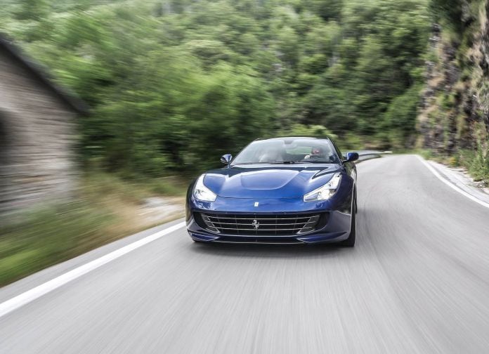 2016 Ferrari GTC4lusso - фотография 33 из 53