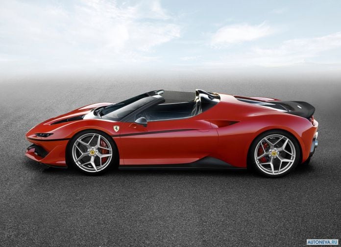 2017 Ferrari J50 - фотография 2 из 5
