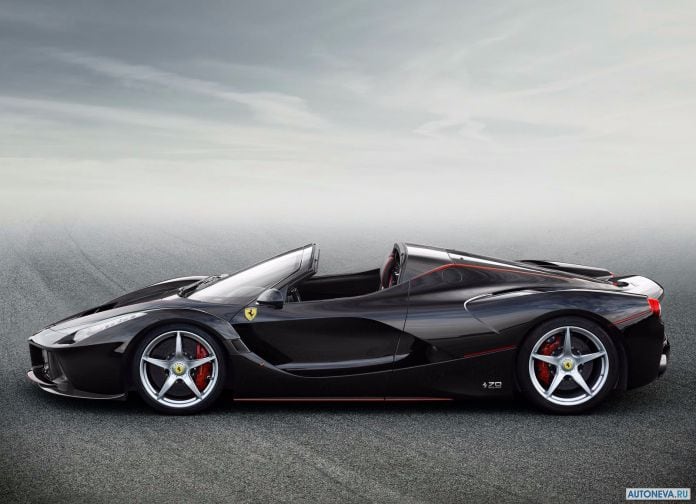 2017 Ferrari Laferrari Aperta - фотография 4 из 9