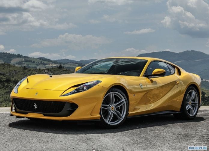 2018 Ferrari 812 SuperFast - фотография 2 из 54