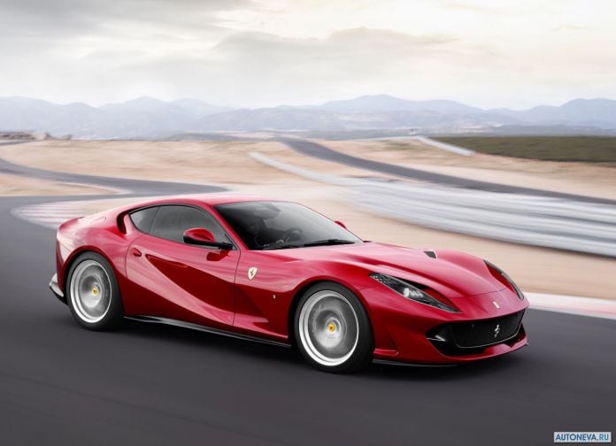 2018 Ferrari 812 SuperFast - фотография 11 из 54