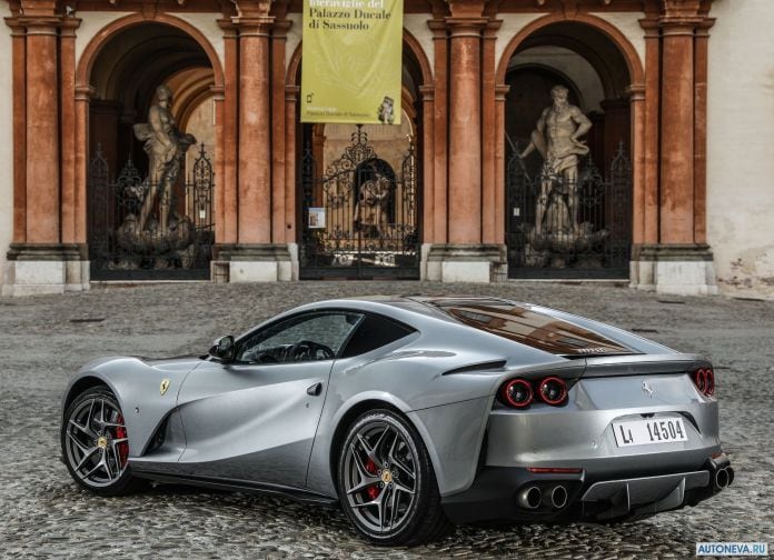 2018 Ferrari 812 SuperFast - фотография 30 из 54