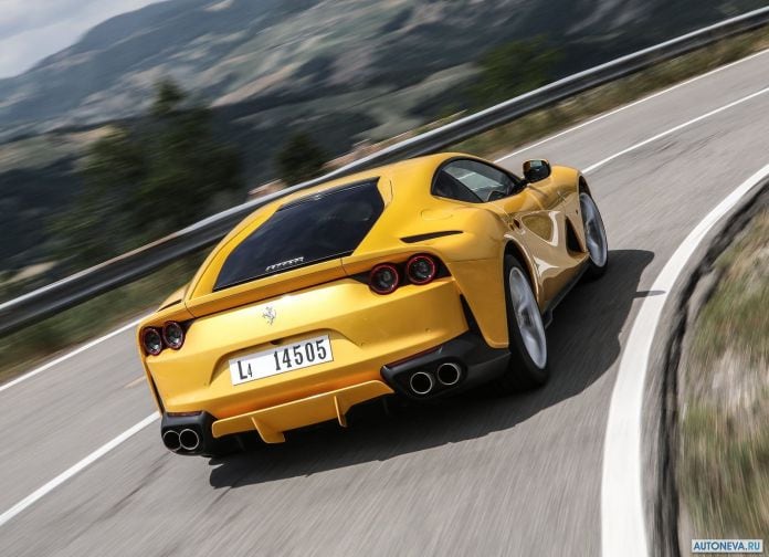 2018 Ferrari 812 SuperFast - фотография 37 из 54