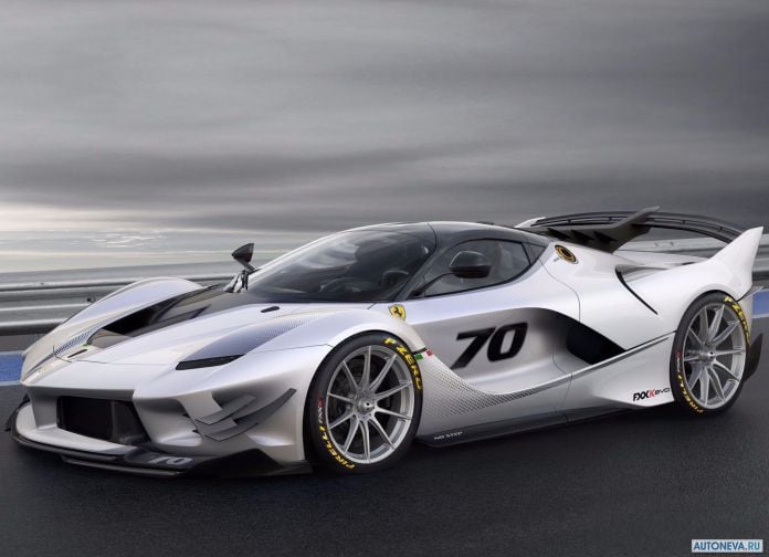 2018 Ferrari FXX K Evo - фотография 1 из 12