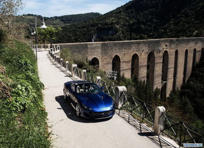 2018 Ferrari Portofino - фотография 42 из 129