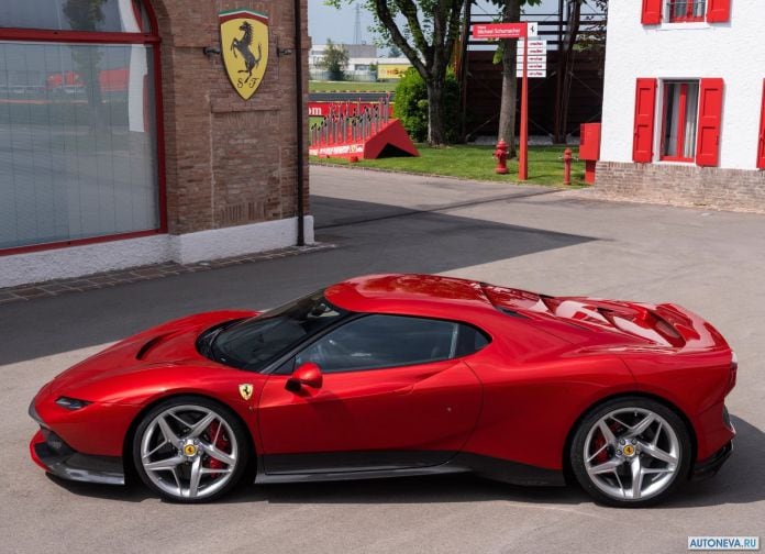 2018 Ferrari SP38 - фотография 2 из 5