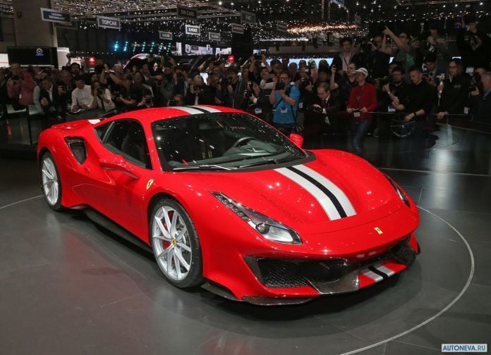 2019 Ferrari 488 Pista - фотография 18 из 24