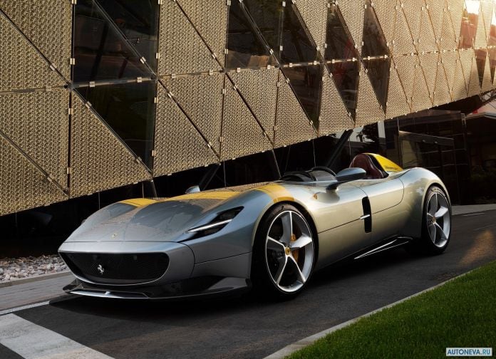 2019 Ferrari Monza SP1 - фотография 1 из 9